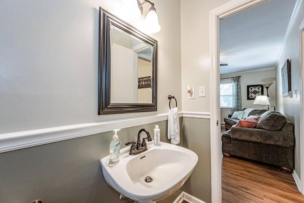 Kelly'S Comfortable Quinton Home Exterior foto